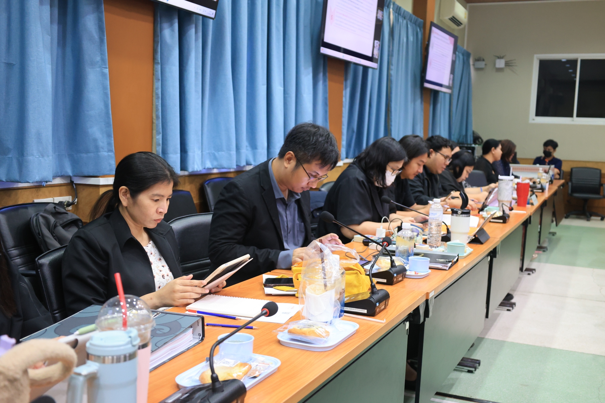 title - เลขาธิการ ส.ป.ก. ประชุมคณะทำงานติดตามเร่งรัดการใช้จ่ายเงินงบประมาณประจำปีงบประมาณ พ.ศ. 2569 ของ ส.ป.ก. ครั้งที่ 2/2569